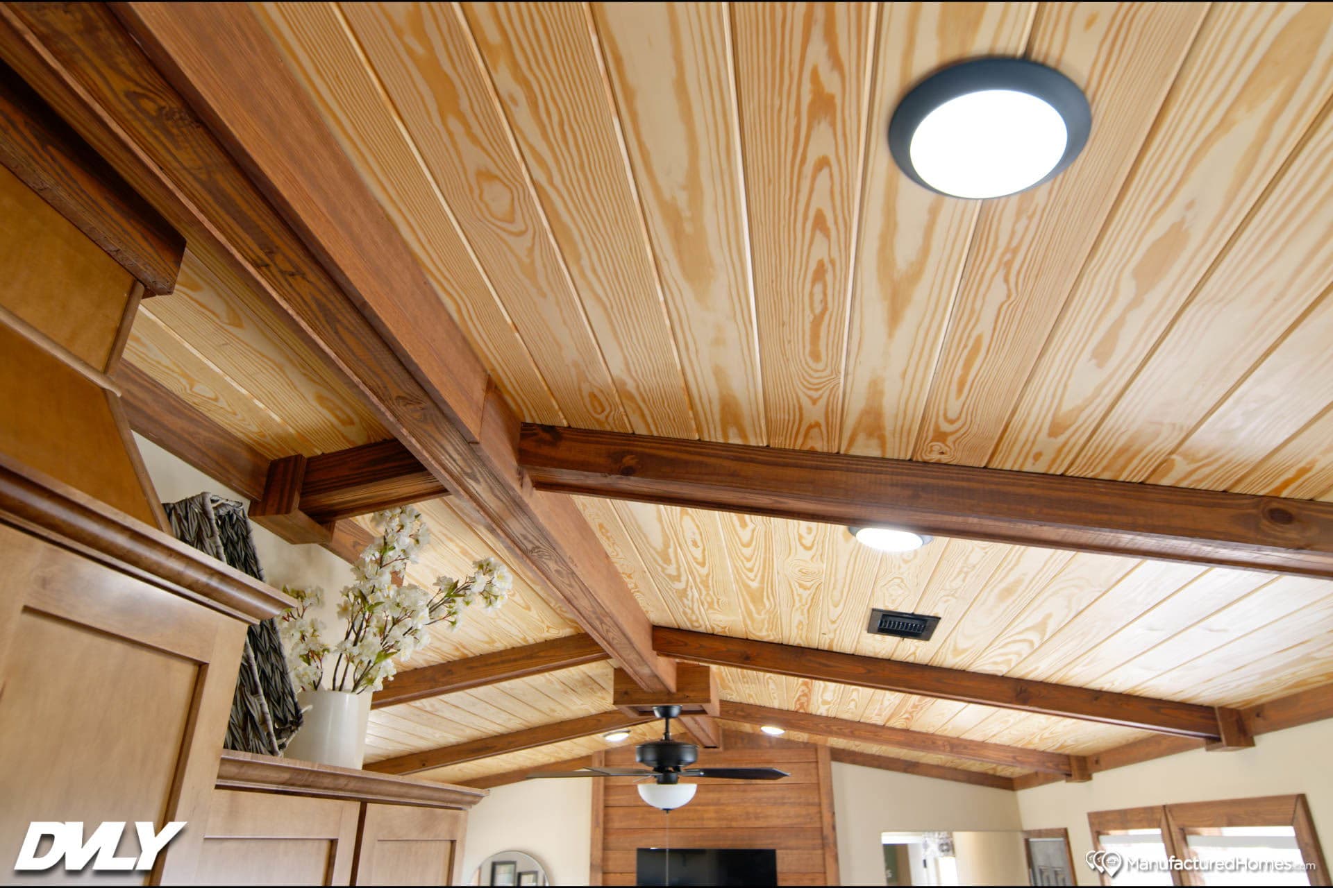 The lodge 3 interior home features