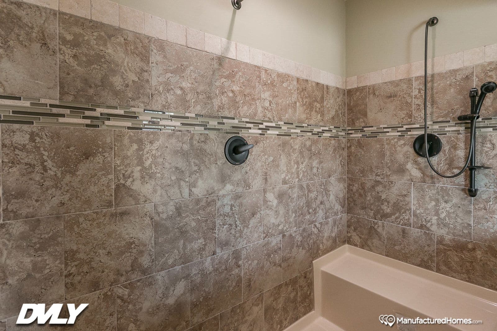 Briarritz bathroom home features